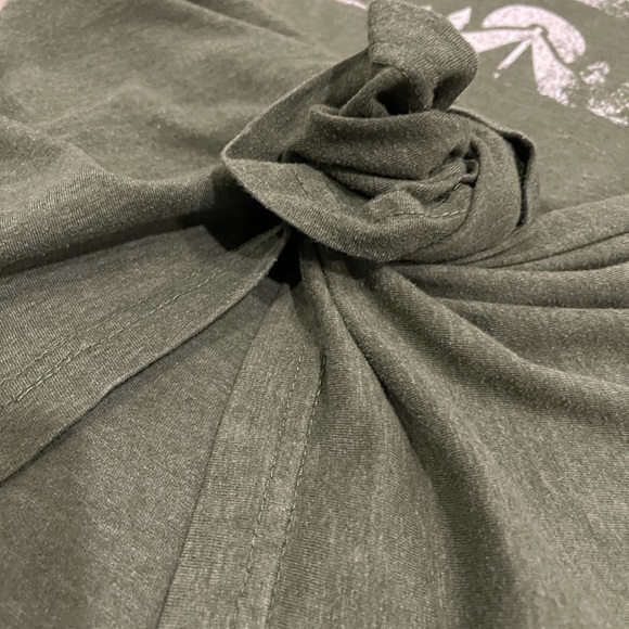 🎶Happy campers T-shirt 🎶 - Picture 9 of 17